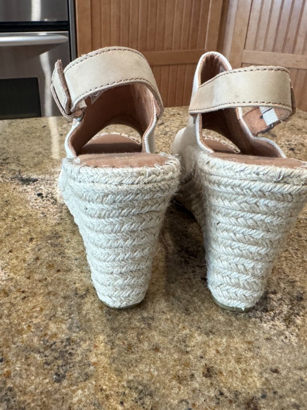 Tom's Monica Wedge Sandal, NWOT Size 9 - Picture 5 of 10